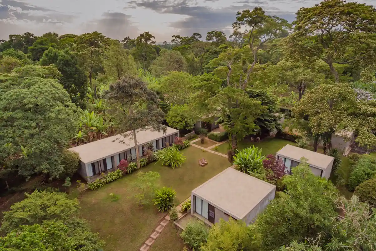 Kaliwa Lodge