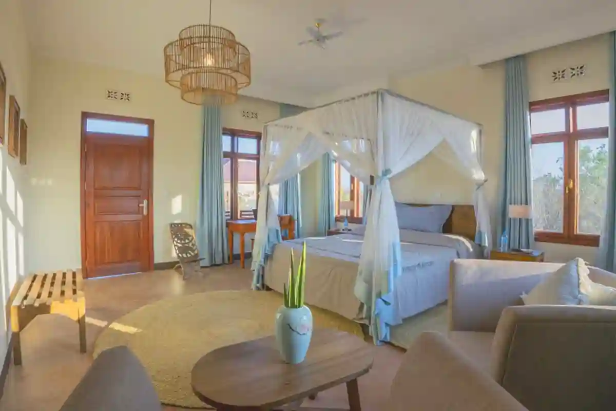 Lake Eyasi Lodge